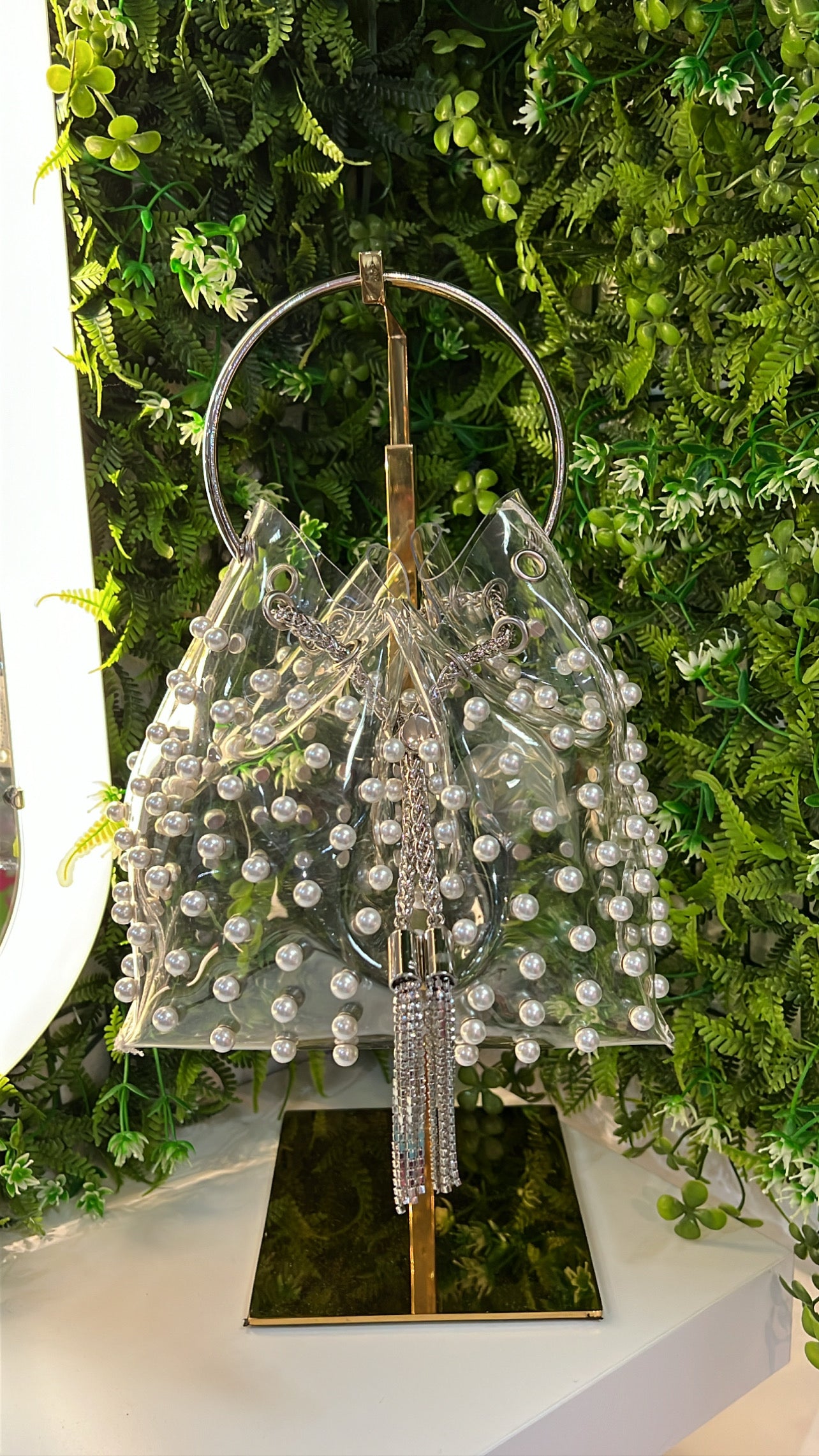 Girls & Pearls Bucket Bag