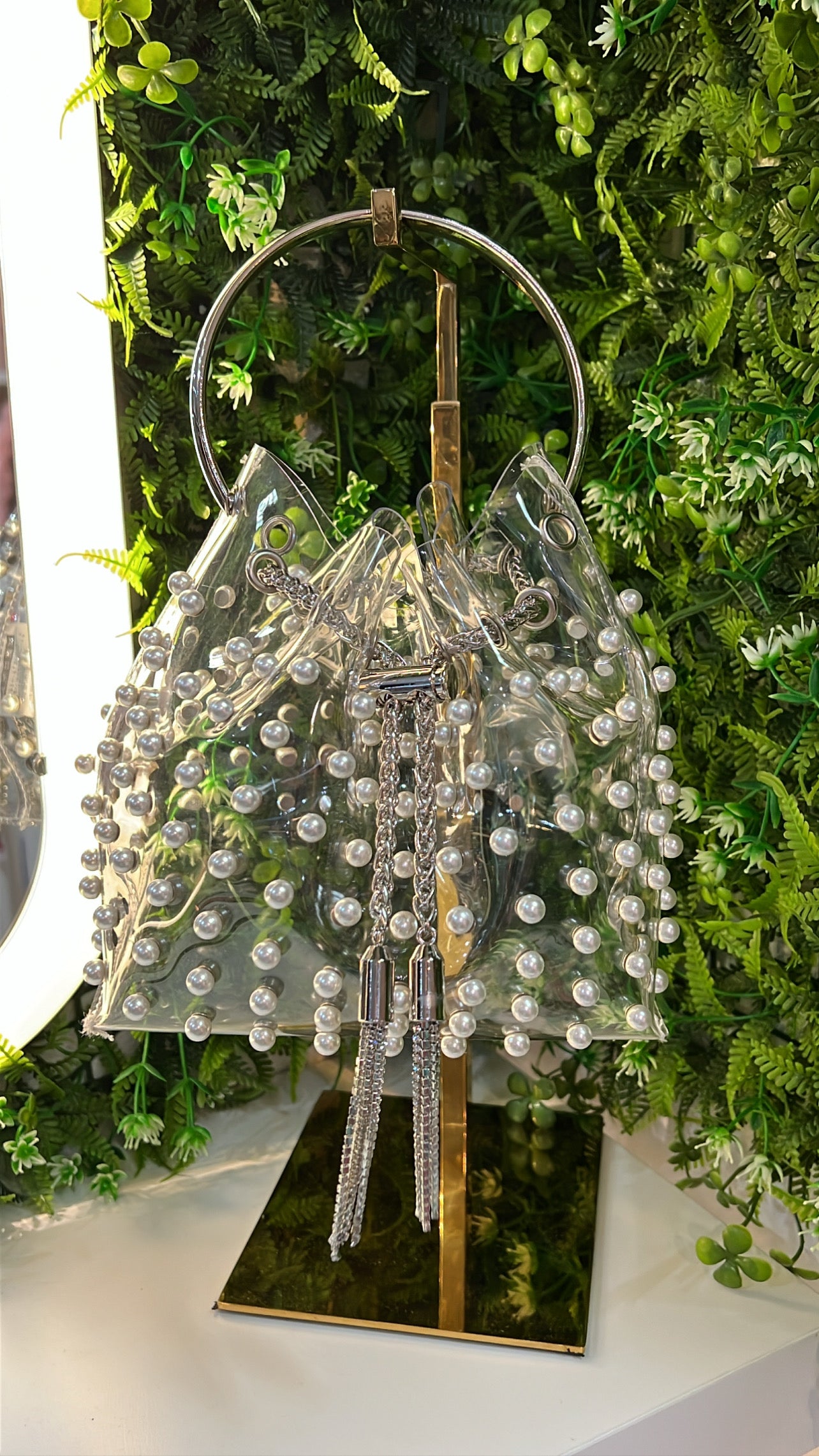 Girls & Pearls Bucket Bag